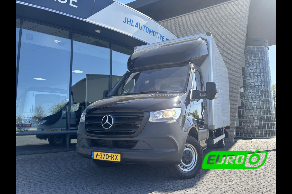 Mercedes-Benz Sprinter 311 2.2 CDI*ECC*3-PERS*BAKWAGEN*LAADKLEP*