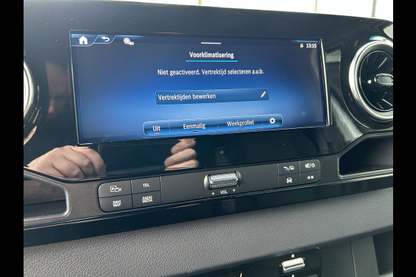 Mercedes-Benz eSprinter 320 L2 H2 Pro 81kWh / Snel laden 115Kw / Trekhaak / MBUX / Navigatie / Camera / Cruise control / Airco / 270 Graden achterdeuren