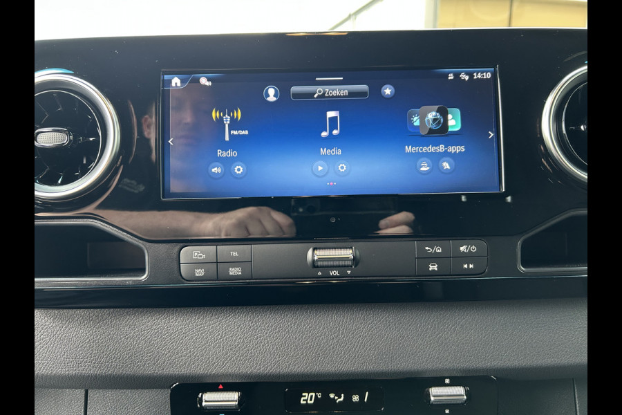 Mercedes-Benz eSprinter 320 L2 H2 Pro 81kWh / Snel laden 115Kw / Trekhaak / MBUX / Navigatie / Camera / Cruise control / Airco / 270 Graden achterdeuren
