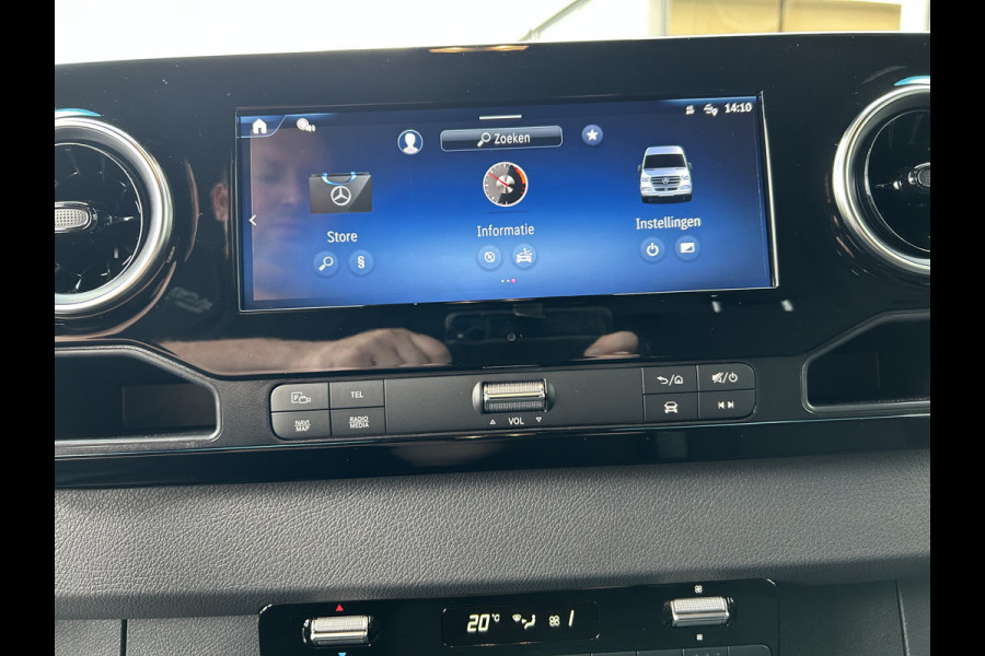 Mercedes-Benz eSprinter 320 L2 H2 Pro 81kWh / Snel laden 115Kw / Trekhaak / MBUX / Navigatie / Camera / Cruise control / Airco / 270 Graden achterdeuren