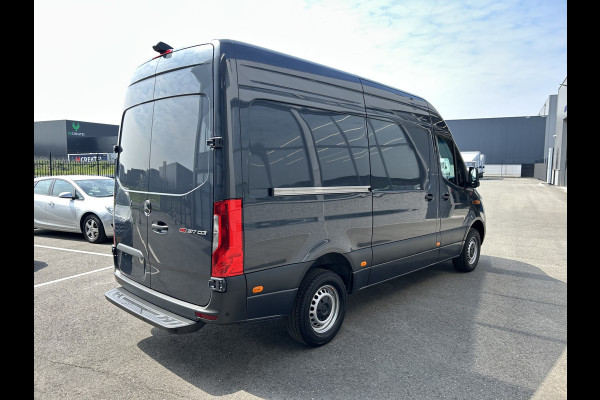 Mercedes-Benz Sprinter 317 CDI L2 H2 Pro LED / MBUX / Navigatie / Camera / Parkeersensoren / Cruise control / Airco / 270 Graden achterdeuren