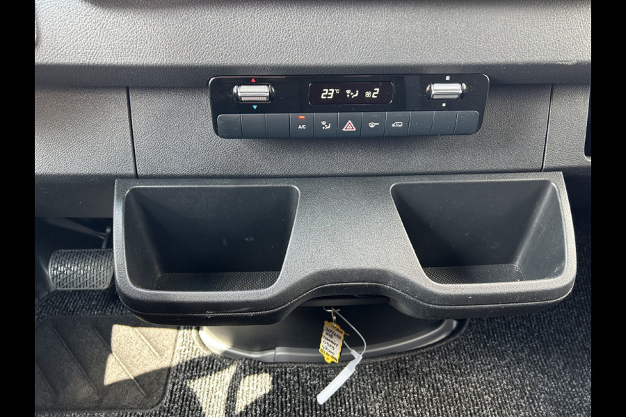 Mercedes-Benz Sprinter 317 CDI L2 H2 Pro LED / MBUX / Navigatie / Camera / Parkeersensoren / Cruise control / Airco / 270 Graden achterdeuren