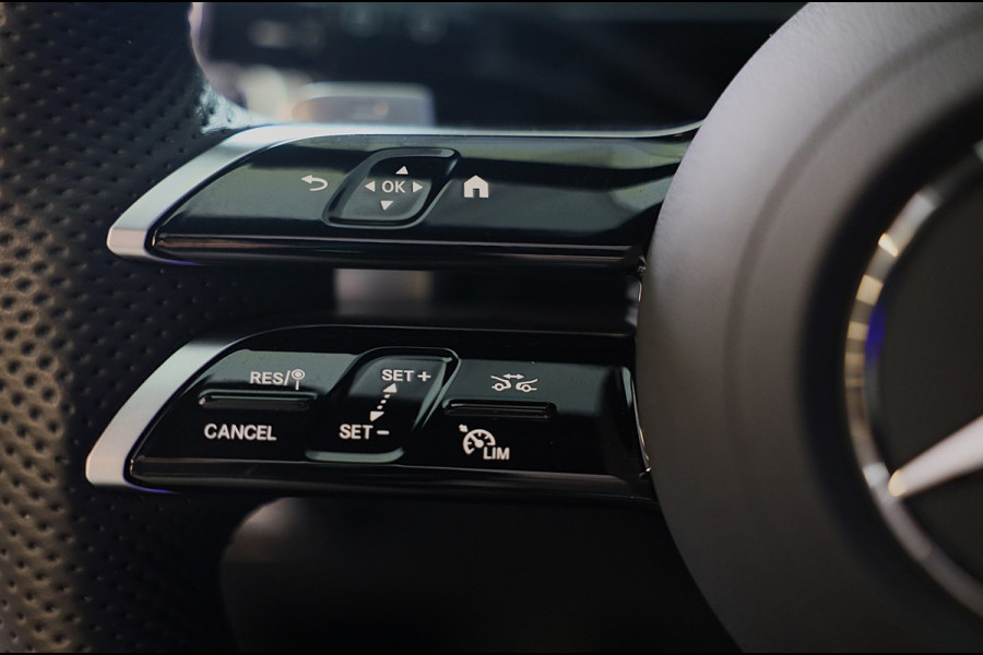 Mercedes-Benz E-Klasse Estate 300 e AMG 53 Look / HYPERSCREEN / BURMESTER / Head Up / 360 Camera / Aug Reality / Pano / 22 Inch