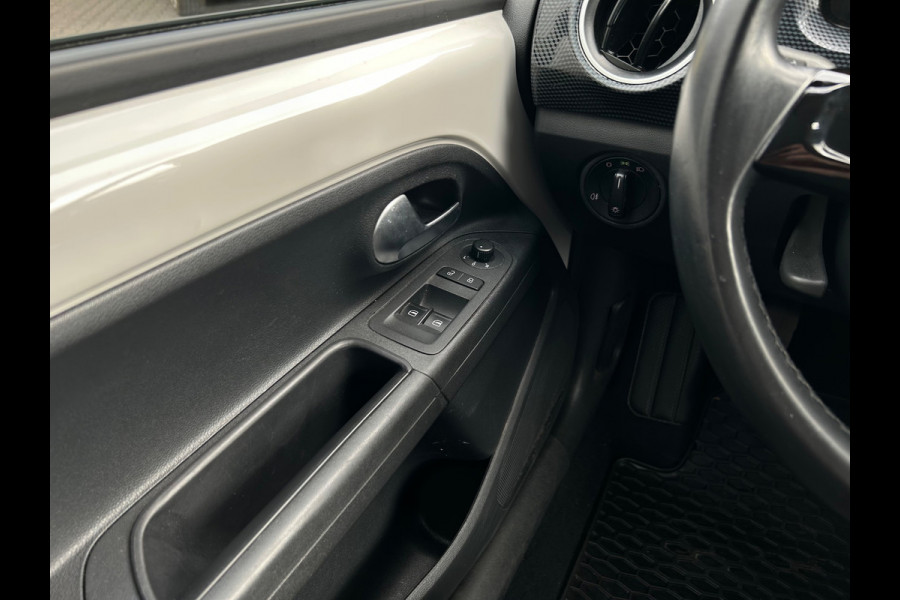 Volkswagen up! 1.0 BMT move up!