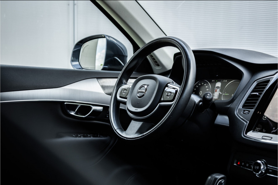 Volvo XC90 2.0 T8 Recharge AWD 7 pers / Trekhaak / Harman Kardon / Leder / Adaptieve Cruise / 360 camera /
