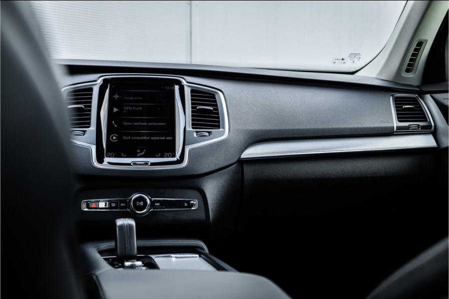 Volvo XC90 2.0 T8 Recharge AWD 7 pers / Trekhaak / Harman Kardon / Leder / Adaptieve Cruise / 360 camera /