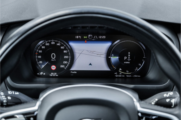 Volvo XC90 2.0 T8 Recharge AWD 7 pers / Trekhaak / Harman Kardon / Leder / Adaptieve Cruise / 360 camera /
