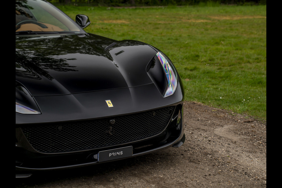 Ferrari 812 Superfast | Atelier Car | Full alcantara & carbon!