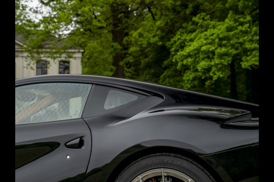 Ferrari 812 Superfast | Atelier Car | Full alcantara & carbon!