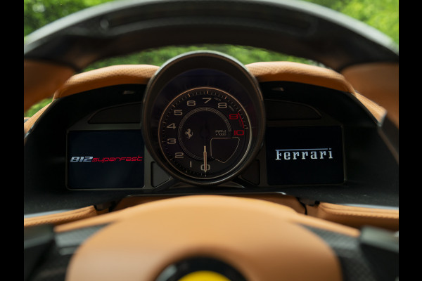 Ferrari 812 Superfast | Atelier Car | Full alcantara & carbon!