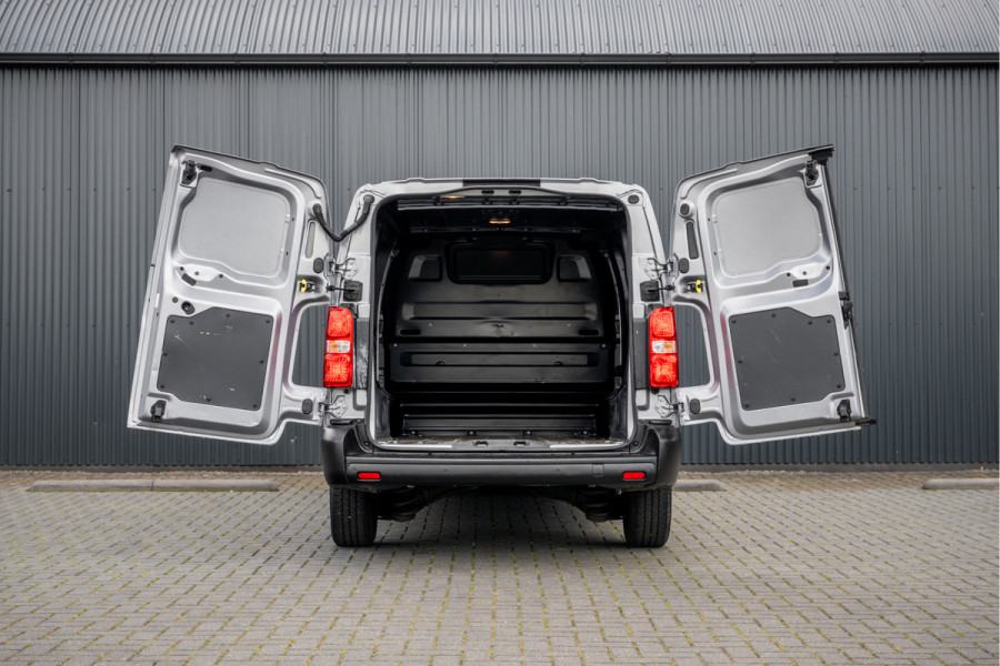 Opel Vivaro 2.0 | 145 PK | L3H1 | Camera | Carplay | Cruise | Airco | Parkeersensoren | 3-Zits