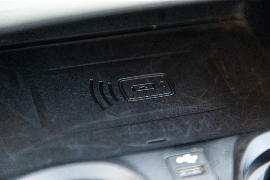 BMW 3-serie M340i xDrive Laserlight I Live Cockpit Professional I Head-Up I Adaptive cruise I Sfeerverlichting