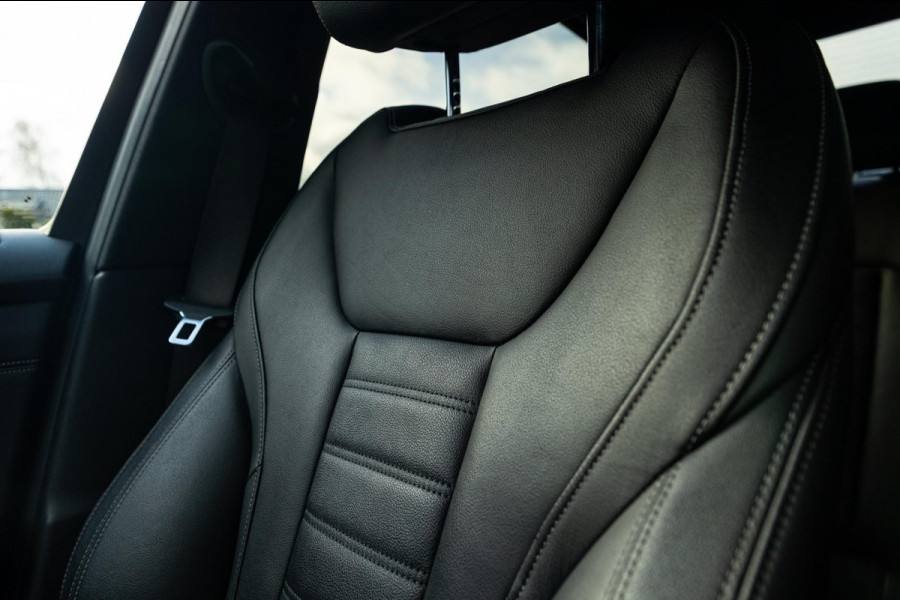BMW 3-serie M340i xDrive Laserlight I Live Cockpit Professional I Head-Up I Adaptive cruise I Sfeerverlichting