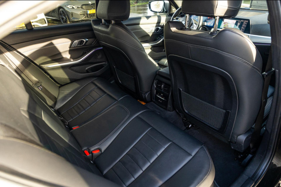 BMW 3-serie M340i xDrive Laserlight I Live Cockpit Professional I Head-Up I Adaptive cruise I Sfeerverlichting