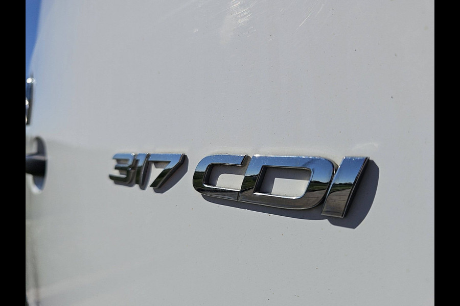 Mercedes-Benz Sprinter 317 L3H2 3.5T Trekhaak Mbux Camera 170Pk Euro6 Airco! L3H2 3.5T-AHG Mbux Camera 170Pk Euro6 Airco!