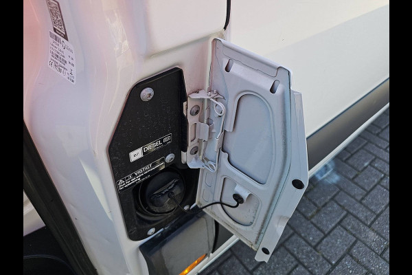 Mercedes-Benz Sprinter 317 L3H2 3.5T Trekhaak Mbux Camera 170Pk Euro6 Airco! L3H2 3.5T-AHG Mbux Camera 170Pk Euro6 Airco!