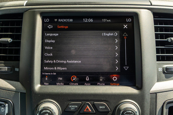 Dodge Ram 1500 5.7 V8 4x4 Crew Cab Big Horn Trekhaak I LPG I Sidebars I CarPlay I BTW I NAP