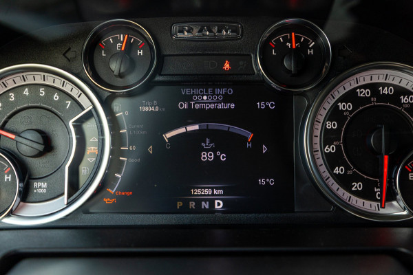 Dodge Ram 1500 5.7 V8 4x4 Crew Cab Big Horn Trekhaak I LPG I Sidebars I CarPlay I BTW I NAP