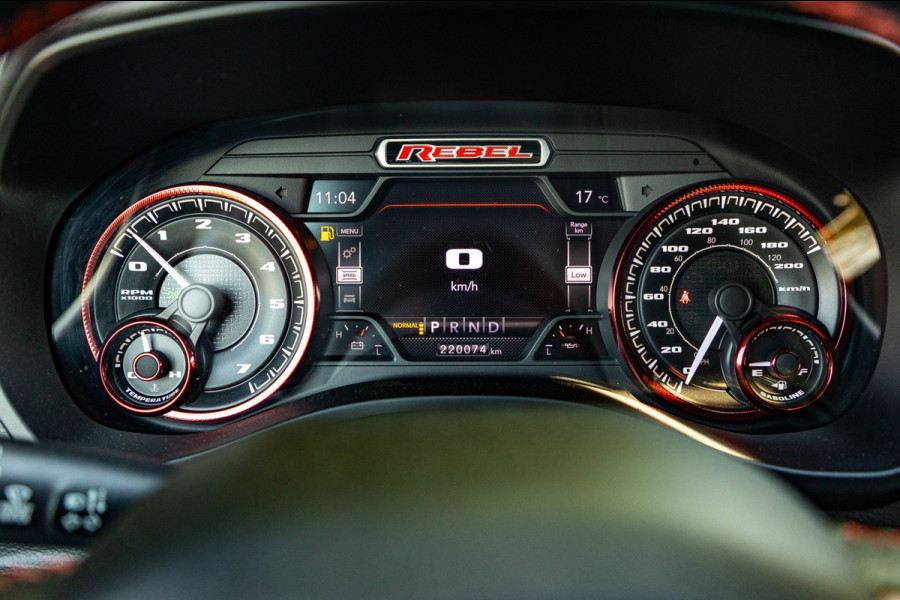 Dodge Ram 1500 5.7 V8 4x4 Crew Cab Rebel Panoramadak I Leder zwart rood I Camera I Nieuwe banden I LPG I Luchtvering I Trekhaak