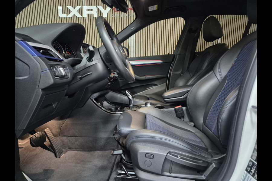 BMW X1 XDrive20i High Executive | Clima | Navi | Pano | Cruise | Camera | Stoelverwarming |