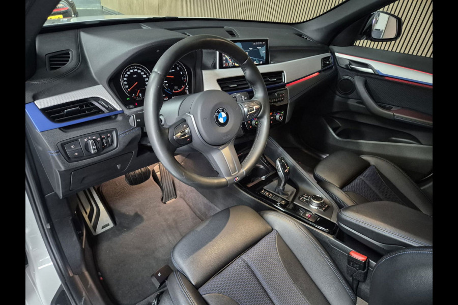 BMW X1 XDrive20i High Executive | Clima | Navi | Pano | Cruise | Camera | Stoelverwarming |