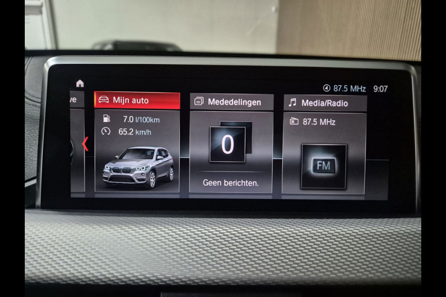 BMW X1 XDrive20i High Executive | Clima | Navi | Pano | Cruise | Camera | Stoelverwarming |