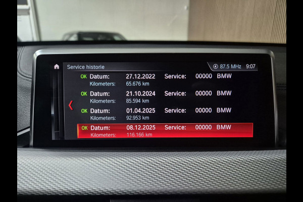 BMW X1 XDrive20i High Executive | Clima | Navi | Pano | Cruise | Camera | Stoelverwarming |