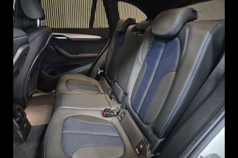 BMW X1 XDrive20i High Executive | Clima | Navi | Pano | Cruise | Camera | Stoelverwarming |