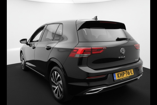 Volkswagen Golf eHybrid PHEV 204PK DSG STYLE CAMERA/NAVI/STUURVERW.