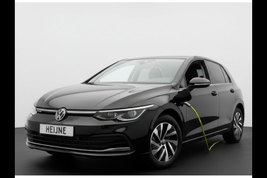 Volkswagen Golf eHybrid PHEV 204PK DSG STYLE CAMERA/NAVI/STUURVERW.