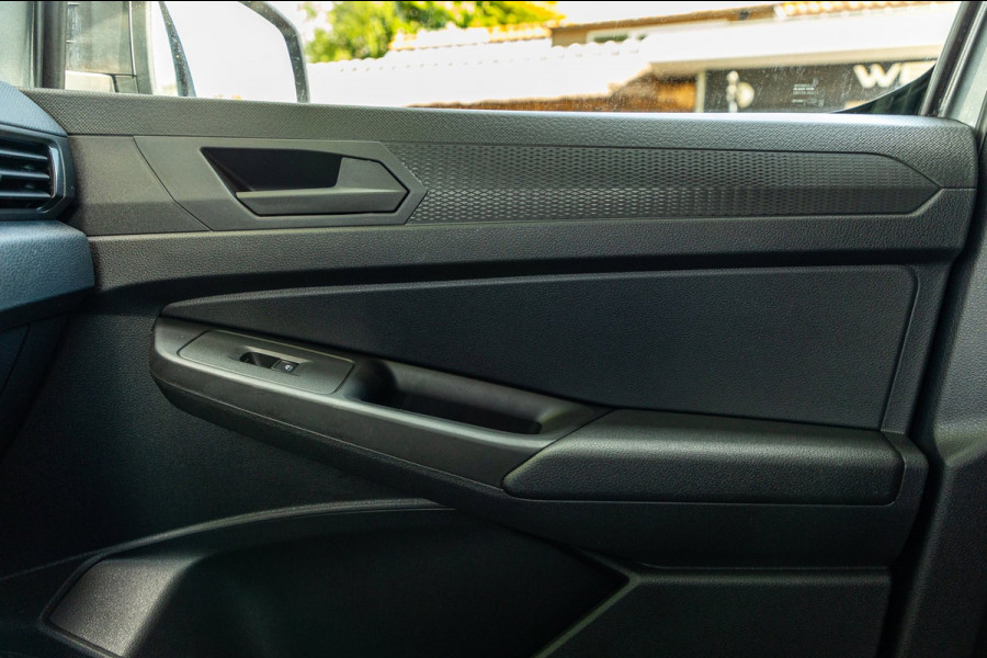 Volkswagen Caddy Cargo 2.0 TDI Comfort Trekhaak I Vloerplaat I Lat om Lat I Airco I Cruise I CarPlay I Android Auto I NAP