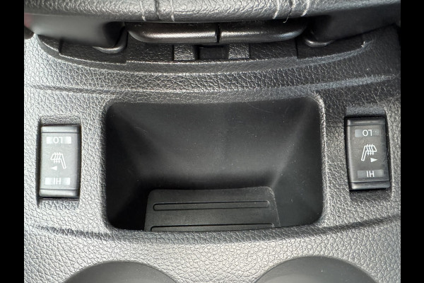 Nissan QASHQAI 1.3 DIG-T N-Connecta 160PK Led Panorama Clima Cruise Carplay Pds+360 camera