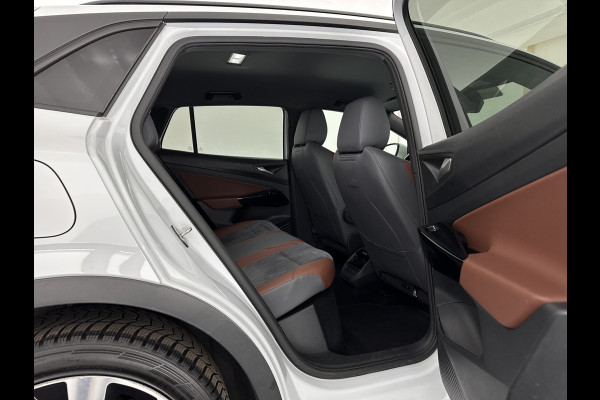 Volkswagen ID.4 Business 77 kWh [ 3-Fase-11kW ] {SOH-83%} (INCL-BTW) *LEATHER-ARTVELOURS | ADAPTIVE-CRUISE | FULL-LED | HEATED-COMFORTSEATS | KEYLESS | CAMERA | DIGI-COCKPIT | DAB | NAVI-FULLMAP | PRIVACY-GLASS | ECC | PDC | TOWBAR | 19''ALU*