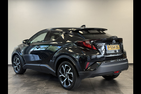 Toyota C-HR 1.8 Hybrid Dynamic Carplay ECC Privacy glass Keyless Go PDC !! 2e Pinksterdag geopend van 12:00 tot 17:00u !!