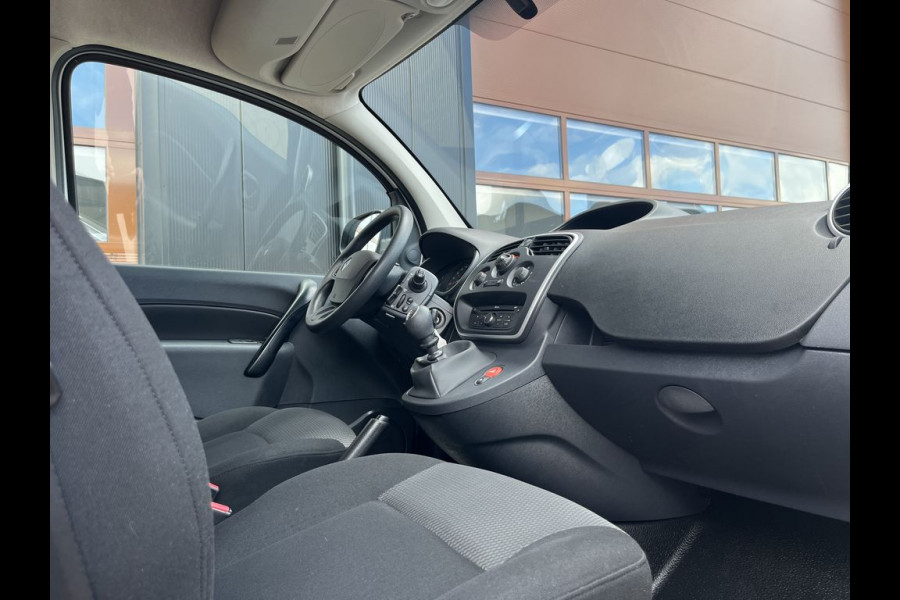 Renault Kangoo 1.5 Blue dCi E6 R-link Lease €150 p/m Airco, Navi, PDC, Trekhaak, 2x schuifdeur onderhoudshistorie aanwezig
