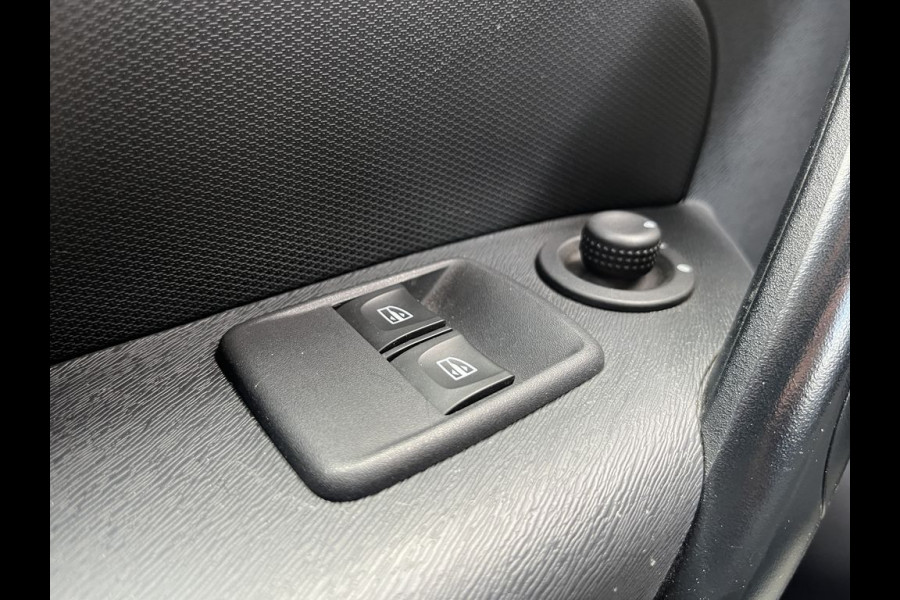 Renault Kangoo 1.5 Blue dCi E6 R-link Lease €150 p/m Airco, Navi, PDC, Trekhaak, 2x schuifdeur onderhoudshistorie aanwezig