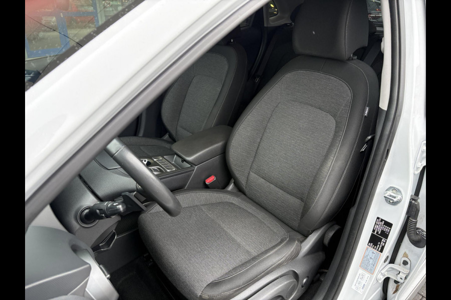 Hyundai Kona EV Fashion 64 kWh | 94,7% SOH | Trekhaak | Warmtepomp | Head-Up | 3Fase | Krell | Dodehoeksensoren | Camera |