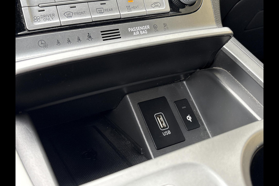 Hyundai Kona EV Fashion 64 kWh | 94,7% SOH | Trekhaak | Warmtepomp | Head-Up | 3Fase | Krell | Dodehoeksensoren | Camera |
