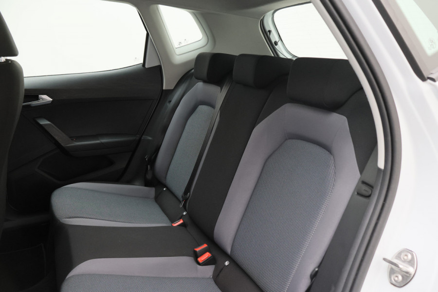 Seat Arona 1.0 TSI Xcellence Business Intense Climate, Stoelverwarming, Cruise, Apple Carplay, LED, DAB, 17''