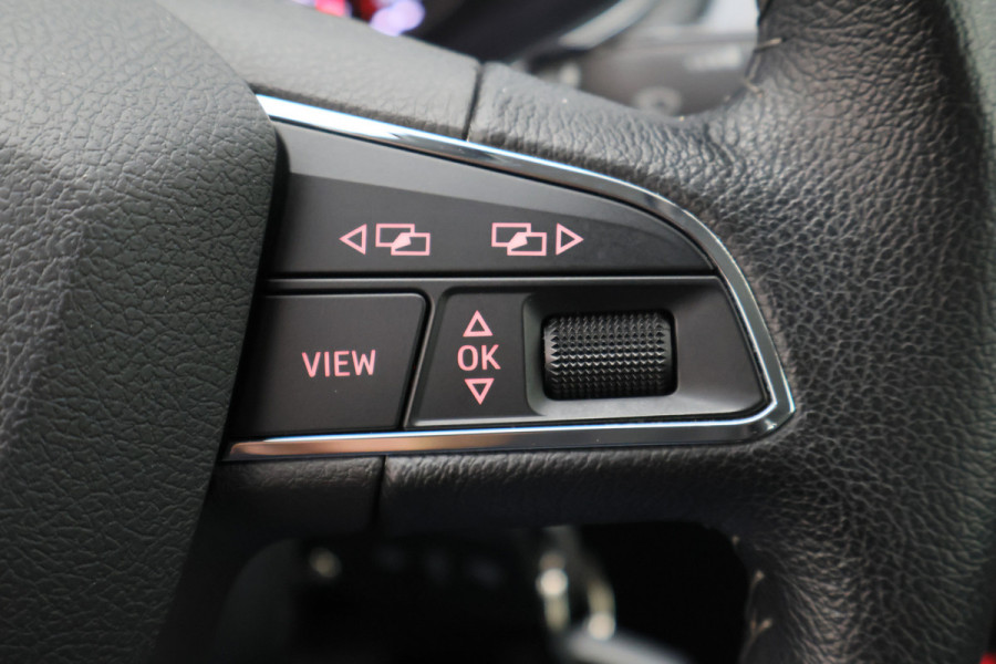 Seat Arona 1.0 TSI Xcellence Business Intense Climate, Stoelverwarming, Cruise, Apple Carplay, LED, DAB, 17''