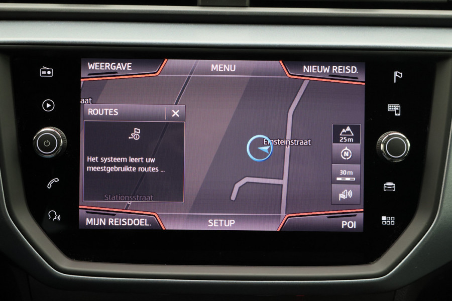Seat Arona 1.0 TSI Xcellence Business Intense Climate, Stoelverwarming, Cruise, Apple Carplay, LED, DAB, 17''
