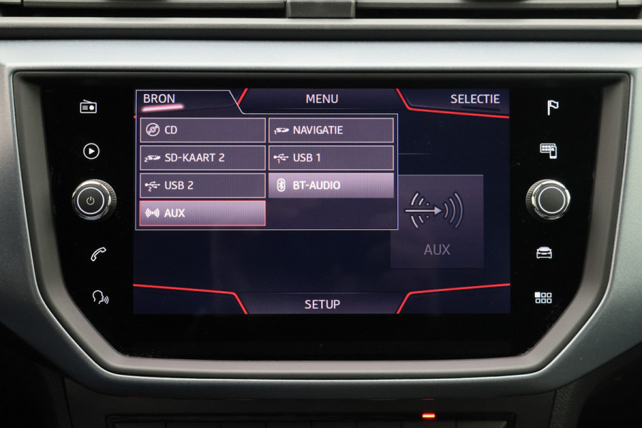 Seat Arona 1.0 TSI Xcellence Business Intense Climate, Stoelverwarming, Cruise, Apple Carplay, LED, DAB, 17''
