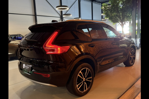Volvo XC40 1.5 T3 Momentum Pro Automaat | Camera | ACC | CarPlay | LED | Stoelverwarming