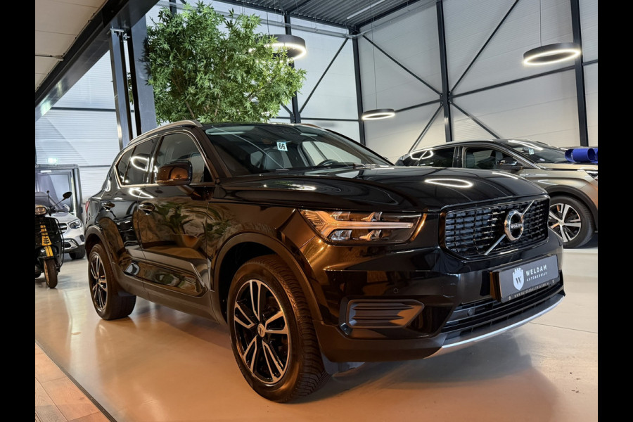 Volvo XC40 1.5 T3 Momentum Pro Automaat | Camera | ACC | CarPlay | LED | Stoelverwarming
