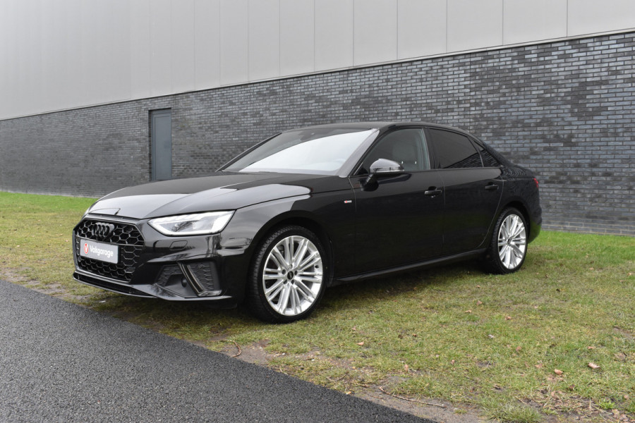 Audi A4 Limousine 35 TFSI S-line 2.0 Mild Hybrid S-line black-line Automaat Leder interieur