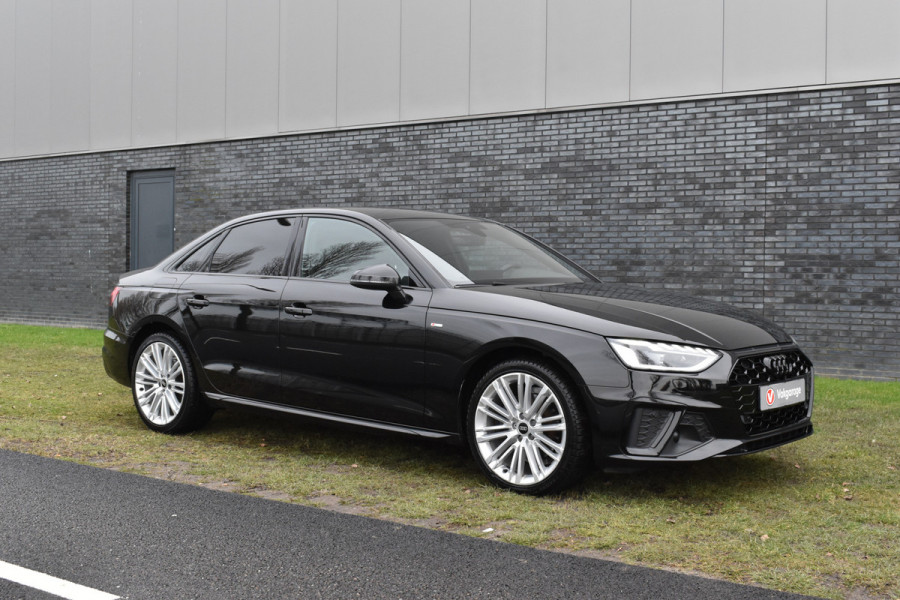 Audi A4 Limousine 35 TFSI S-line 2.0 Mild Hybrid S-line black-line Automaat Leder interieur