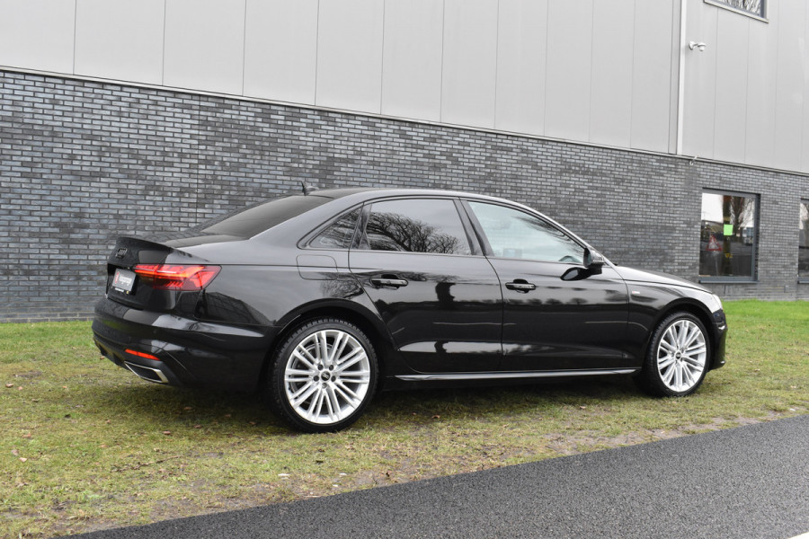 Audi A4 Limousine 35 TFSI S-line 2.0 Mild Hybrid S-line black-line Automaat Leder interieur