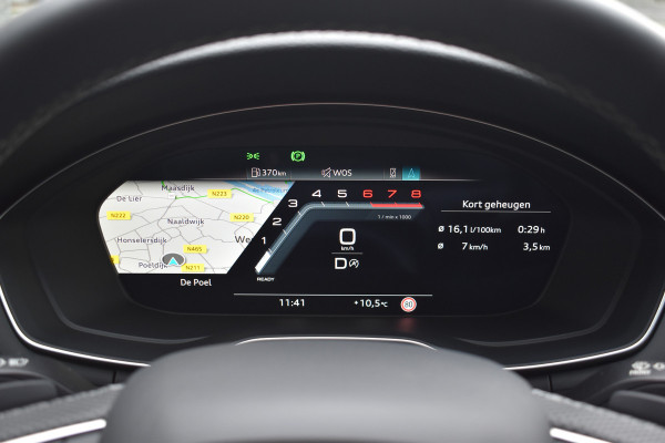 Audi A4 Limousine 35 TFSI S-line 2.0 Mild Hybrid S-line black-line Automaat Leder interieur