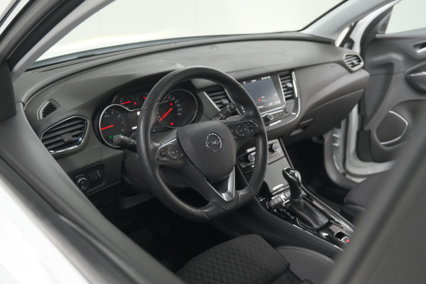 Opel Grandland X 130 Turbo AT8 Business Elegance | Trekhaak | Elektrische Kofferklep | Camera | Apple Carplay