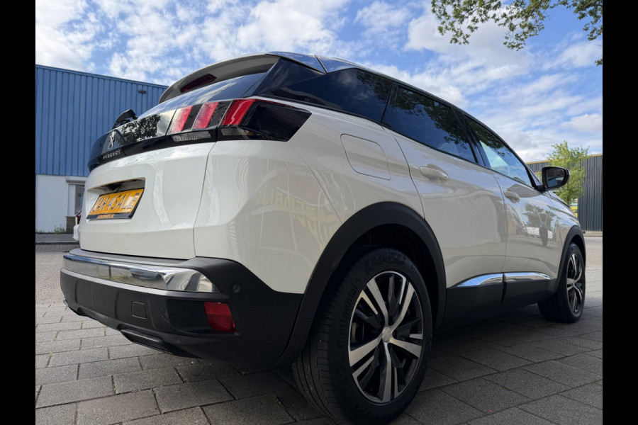 Peugeot 3008 1.2 PureTech Allure Pack AUTOMAAT - Navigatie / Apple Carplay I Airco I LED I DPC I Sport pakket I Dealer onderhouden